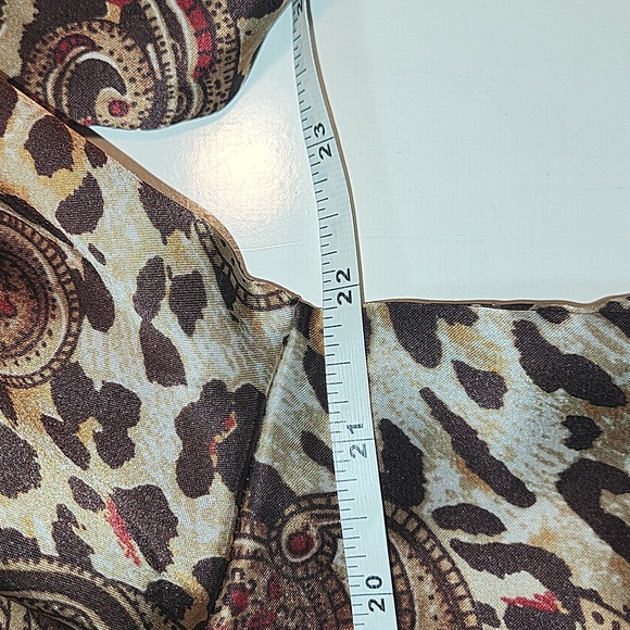 COPY - Morgan Taylor Intimates 2 Piece Pajama Set (M) - Picture 12 of 16